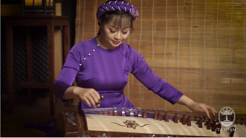 Đàn Tranh Tạ Thâm T19B2S | Tình ca xứ Huế - Phạm Thúy Hoan | Biểu diễn: Phan Lan Hương
